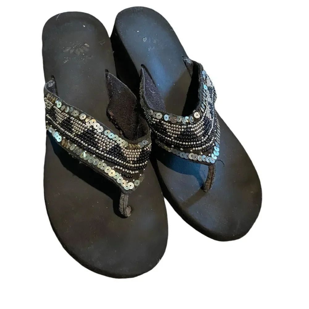 Yellow box size 9 sequin accents flip flops
